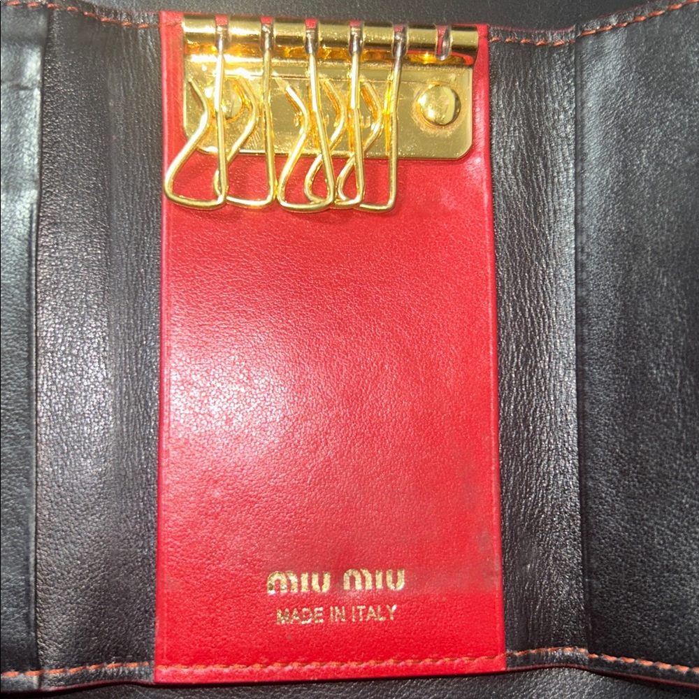 Miu Miu Black and Red Leather 6 Key Holder Wallet - Picture 4 of 6